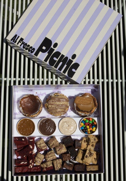Alfresco sweet Picnic Box